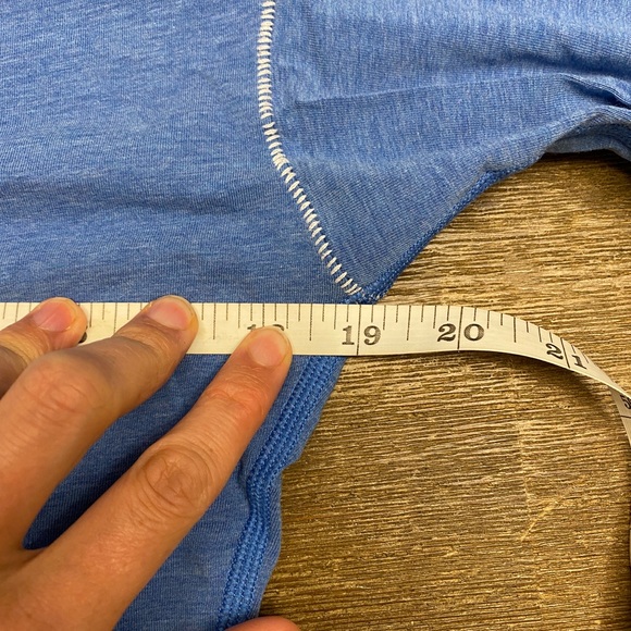 Lululemon long sleeve shirt - Picture 6 of 8